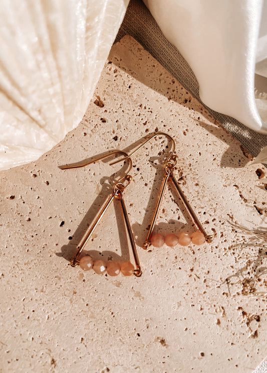 Chloe Peach Moonstone Earring