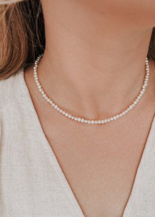 Dainty Pearl Necklace