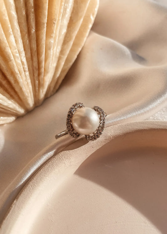 Adjustable Pearl Ring