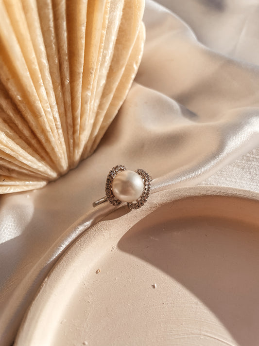 Adjustable Pearl Ring