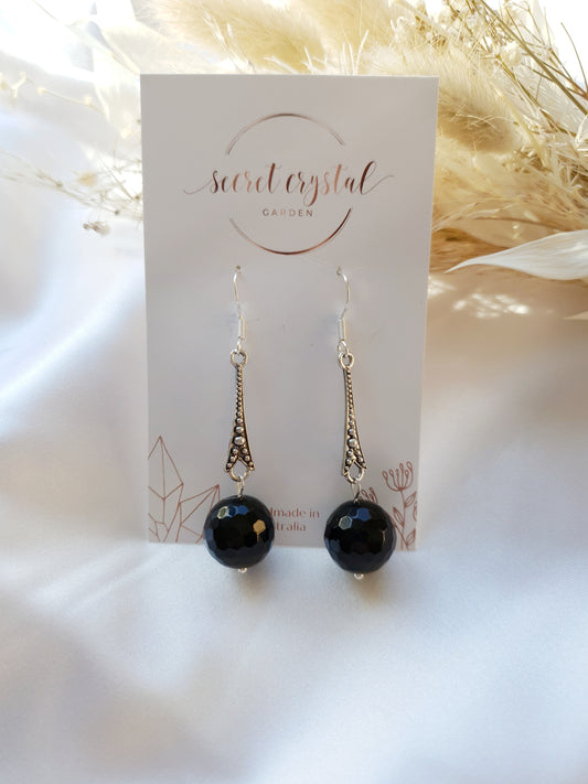 Onyx Long Round Earrings