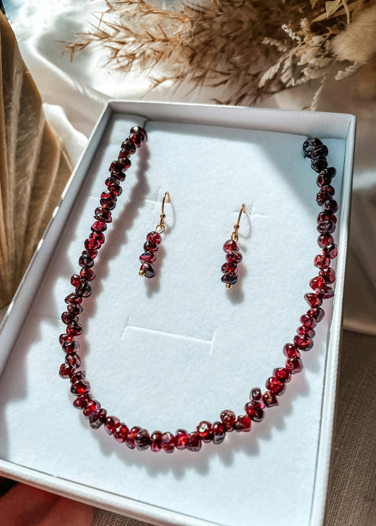 Garnet Matching Set