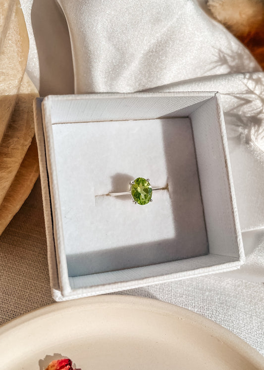 Peridot Dainty Oval Ring