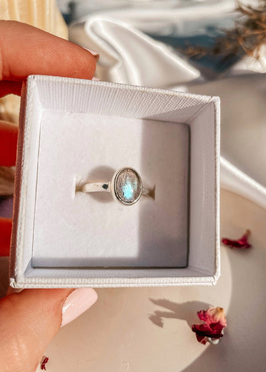 Labradorite Oval Dainty Ring