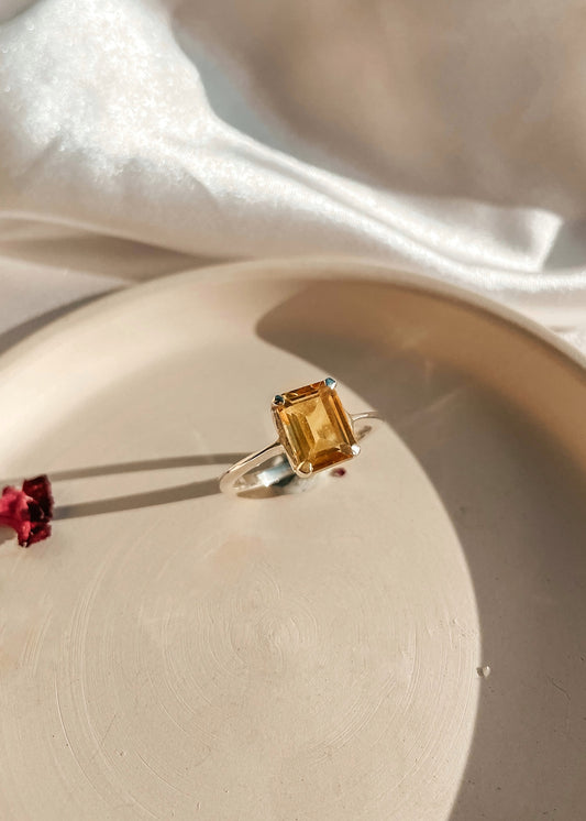 Dainty Rectangle Citrine Ring