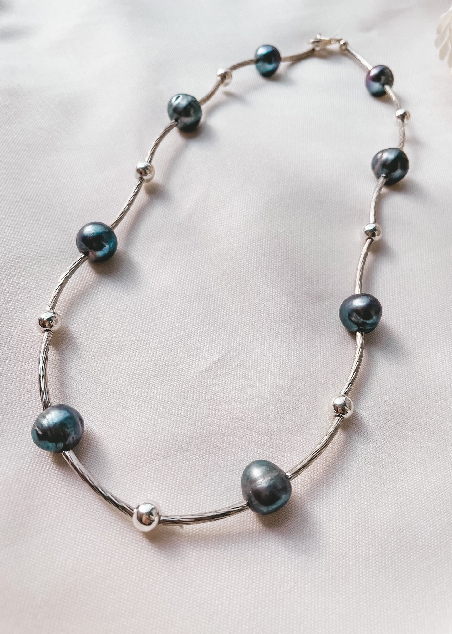 Carmen Black Pearl Necklace